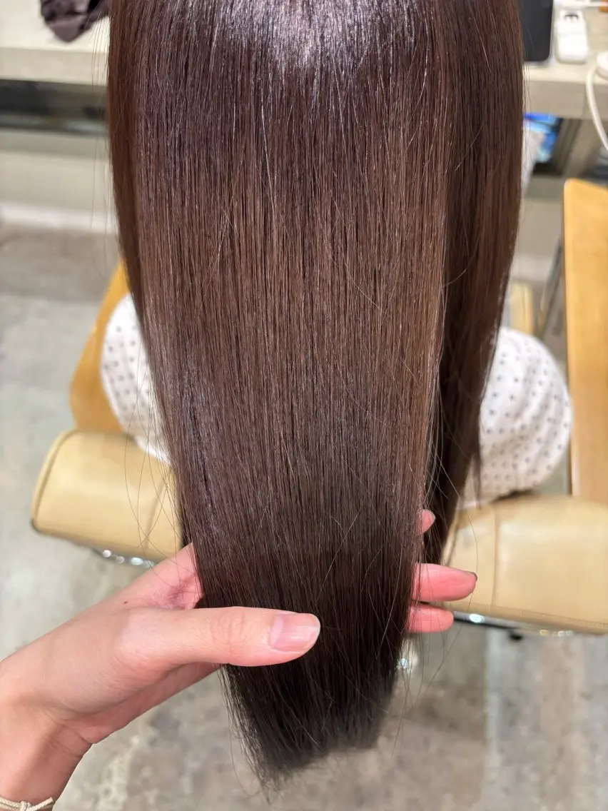 カラー ブリーチ 透明感カラー ヘアカラー Mo eのヘアスタイル