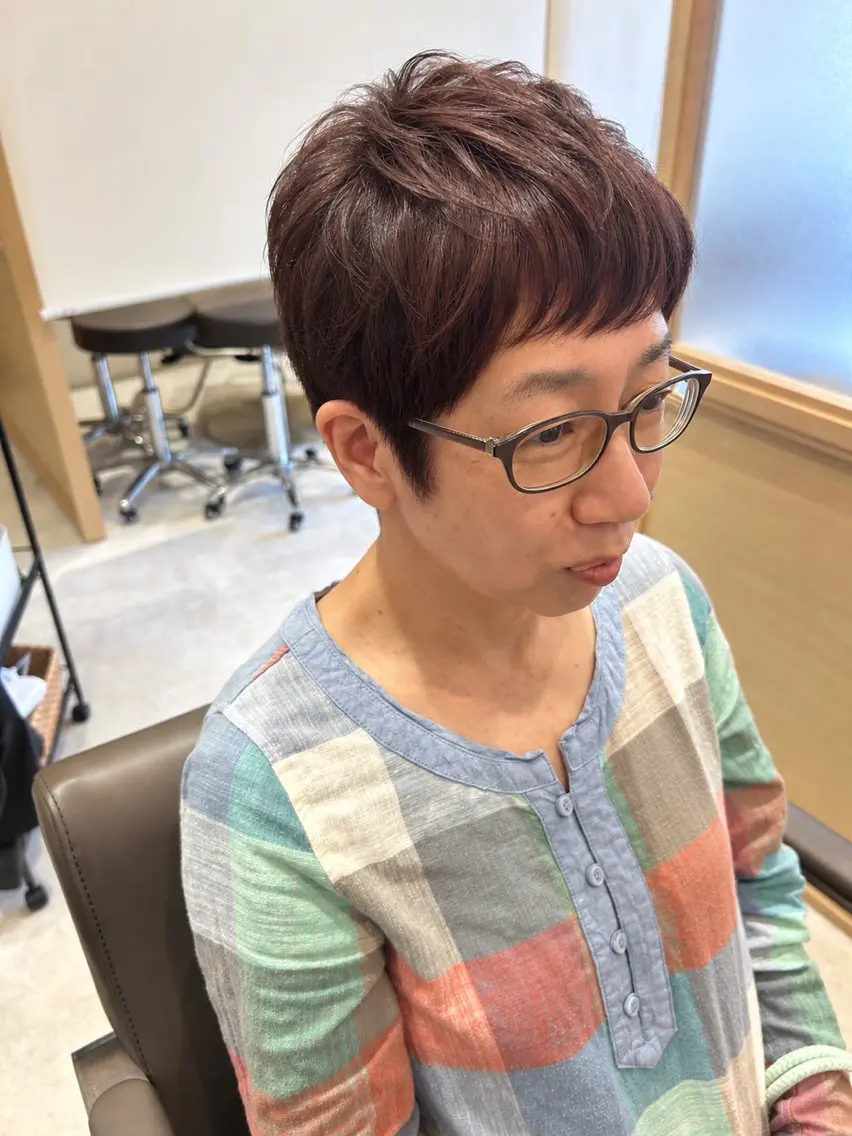 ショート カラー 髪質改善 ショートヘア トリートメント ヘアカラー 久木原 ゆりのヘアスタイル