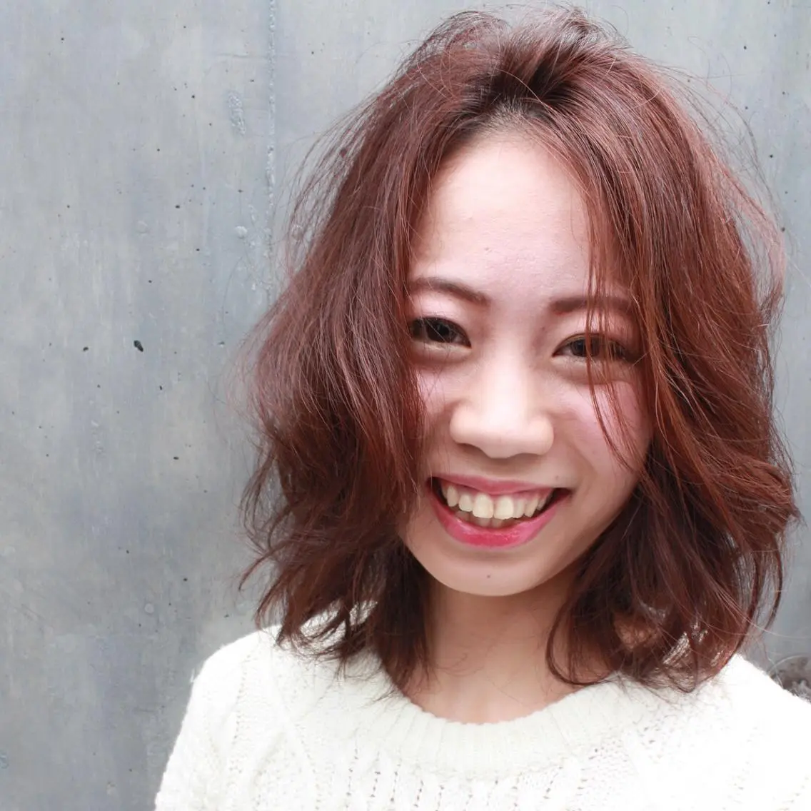 ミディアム カラー パーマ 髪質改善&ブリーチ 伊勢 祐一郎のヘアスタイル