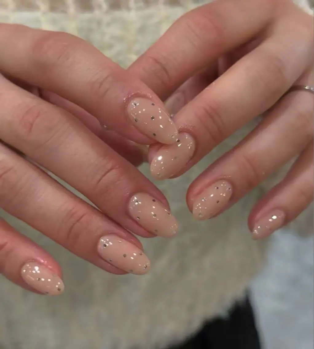 ネイル アートネイル オーロラネイル チークネイル フレンチネイル ガラスフレンチ ハンドネイル 🎀YooLi Nail salonのネイルデザイン