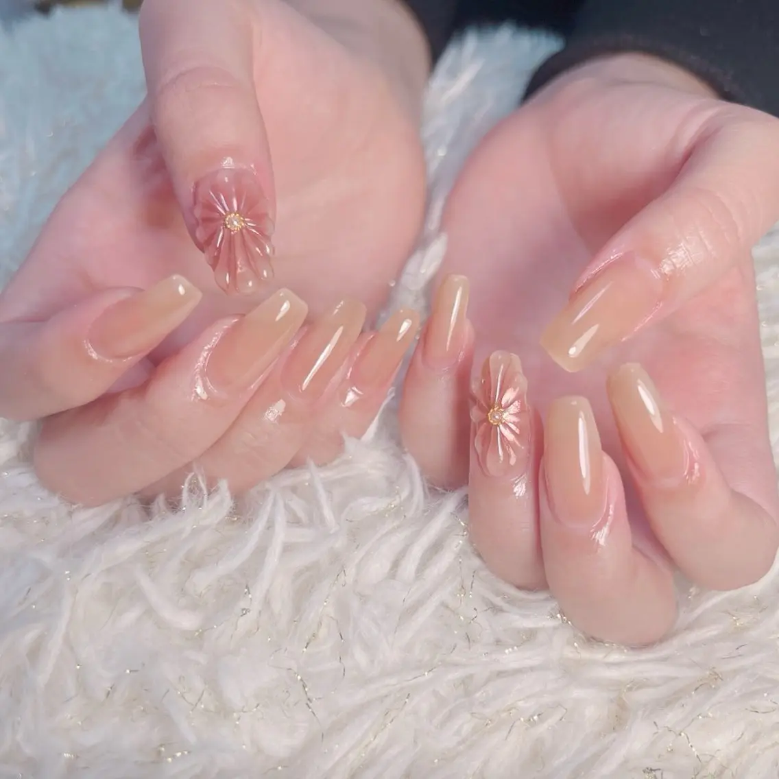 ネイル フラワーネイル 韓国ネイル ニュアンスネイル ワンカラーネイル シンプルネイル ハンドネイル koto nailのネイルデザイン
