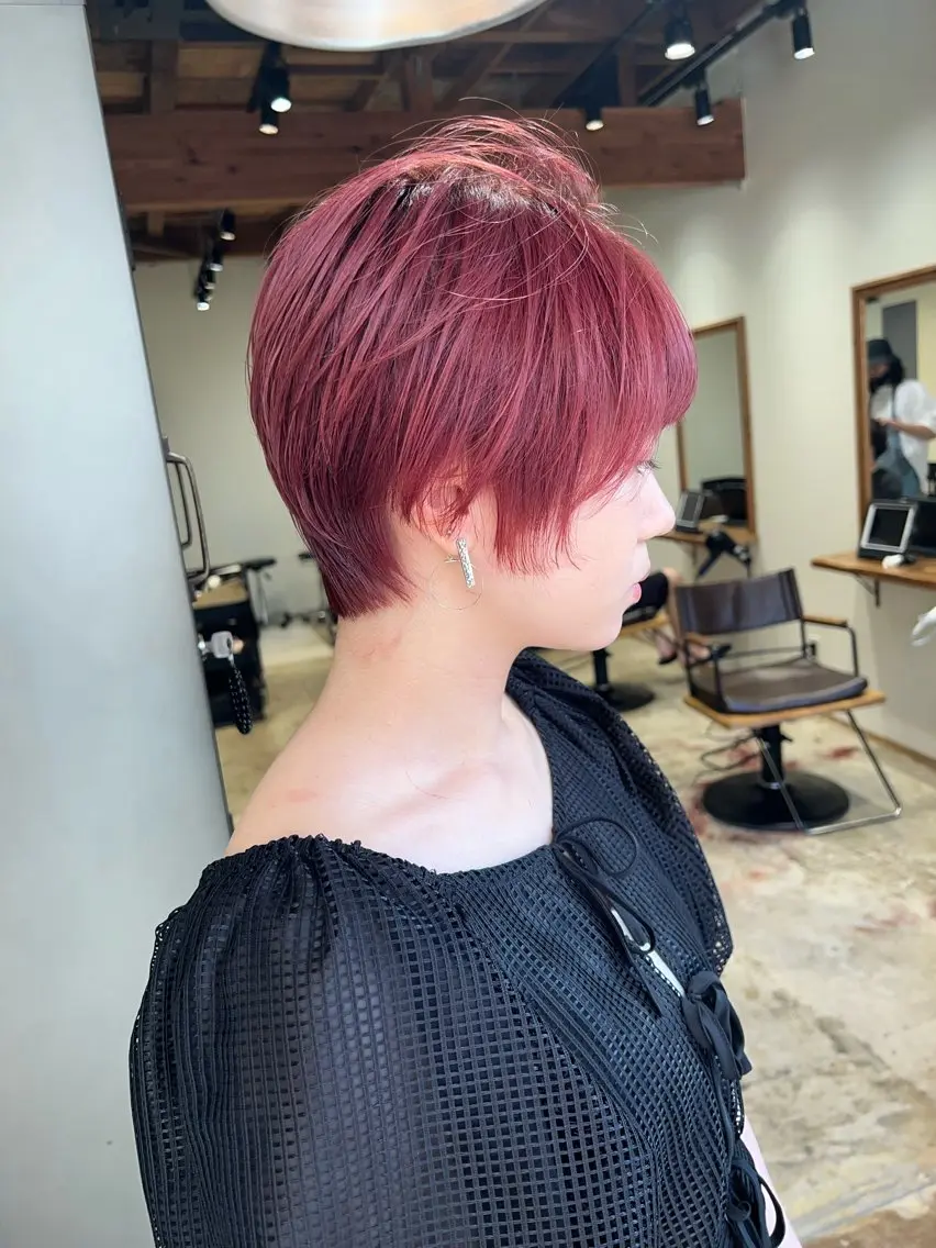 ショート カラー nishido ハイライト/パーマのヘアスタイル