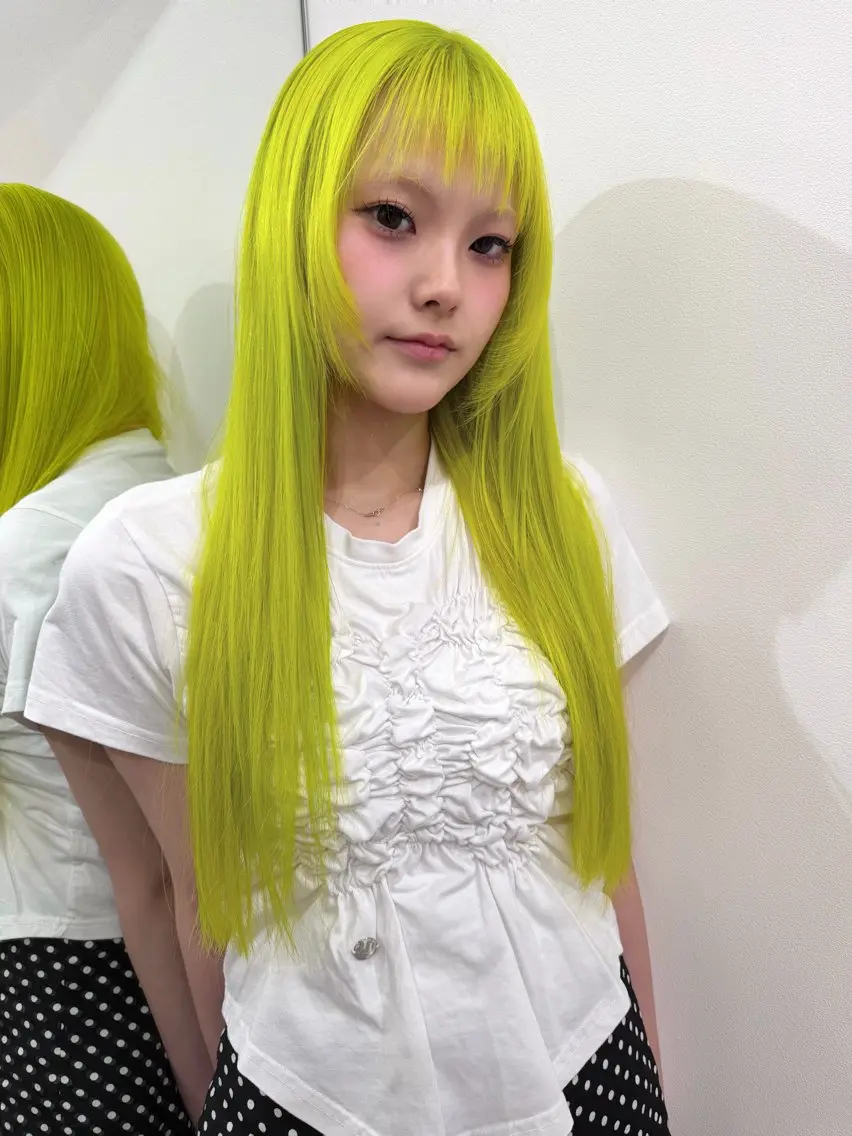 ロング カラー ベージュカラー ブリーチ ケアブリーチ デザインカラー ダブルカラー ヘアカラー トリートメント TATSUブリーチ/ ミルクティーベージュのヘアスタイル