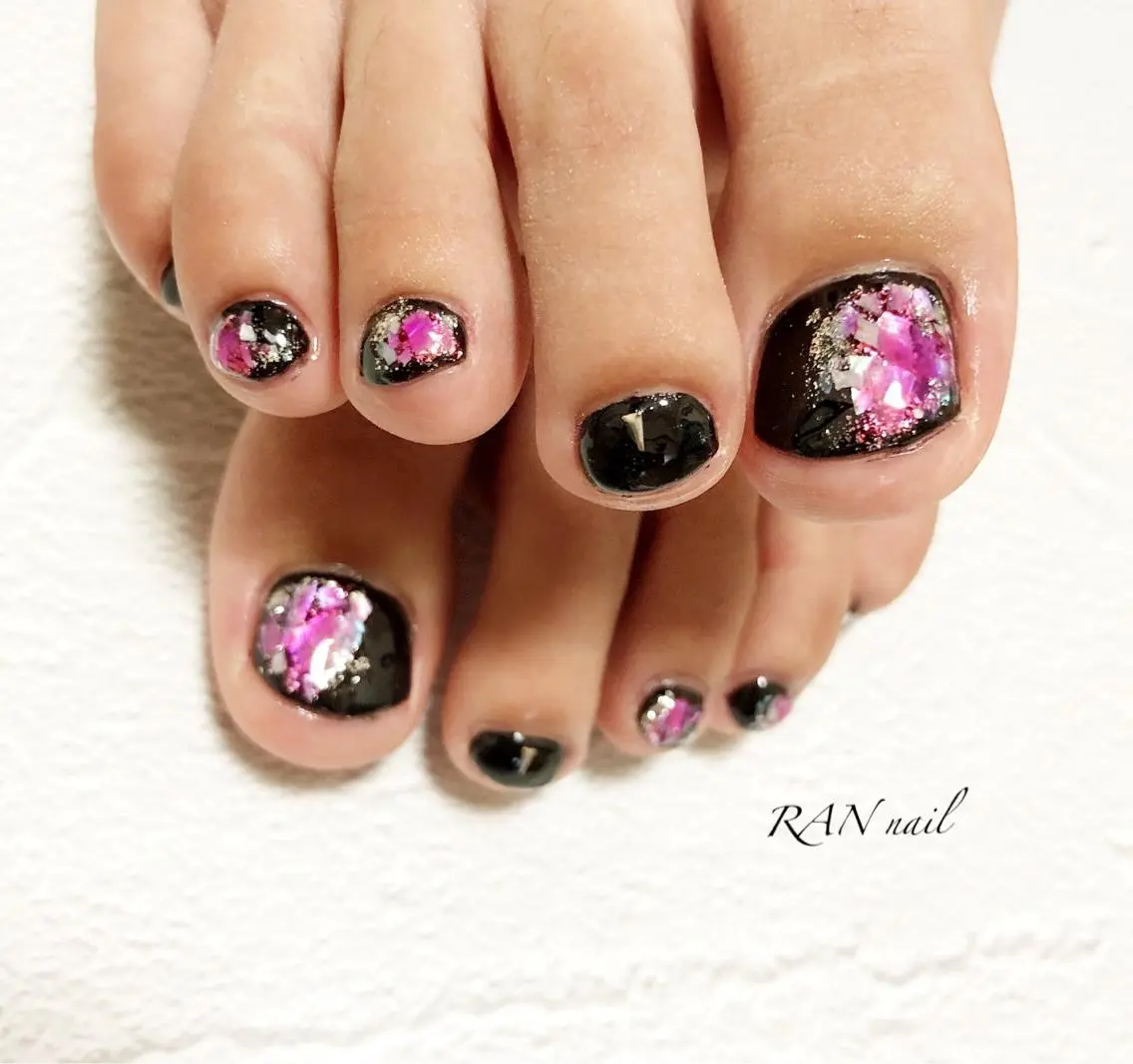 ネイル フットネイル キラキラネイル オフィスネイル ピンク 春ネイル ハンドネイル フットネイル RAN nailのネイルデザイン