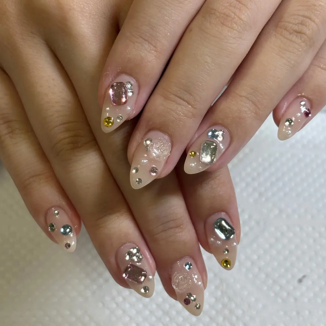 ネイル Zirnail🩶 Miyuuのネイルデザイン