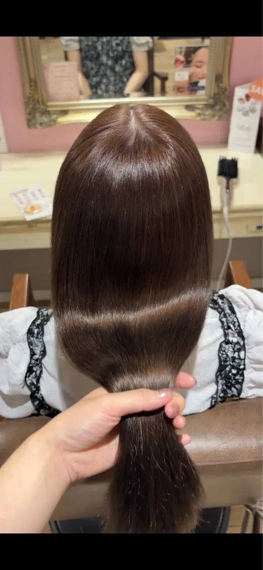 カラー Plaatje 響のヘアスタイル