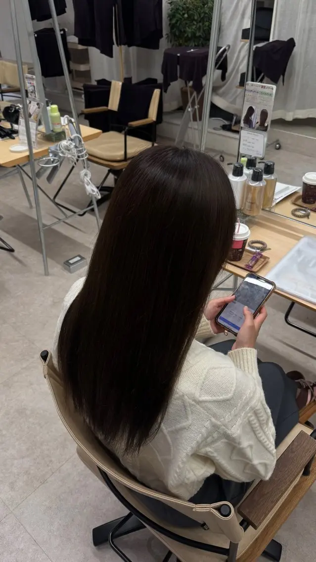 ロング カラー ヘアカラー 河野 愛莉のヘアスタイル