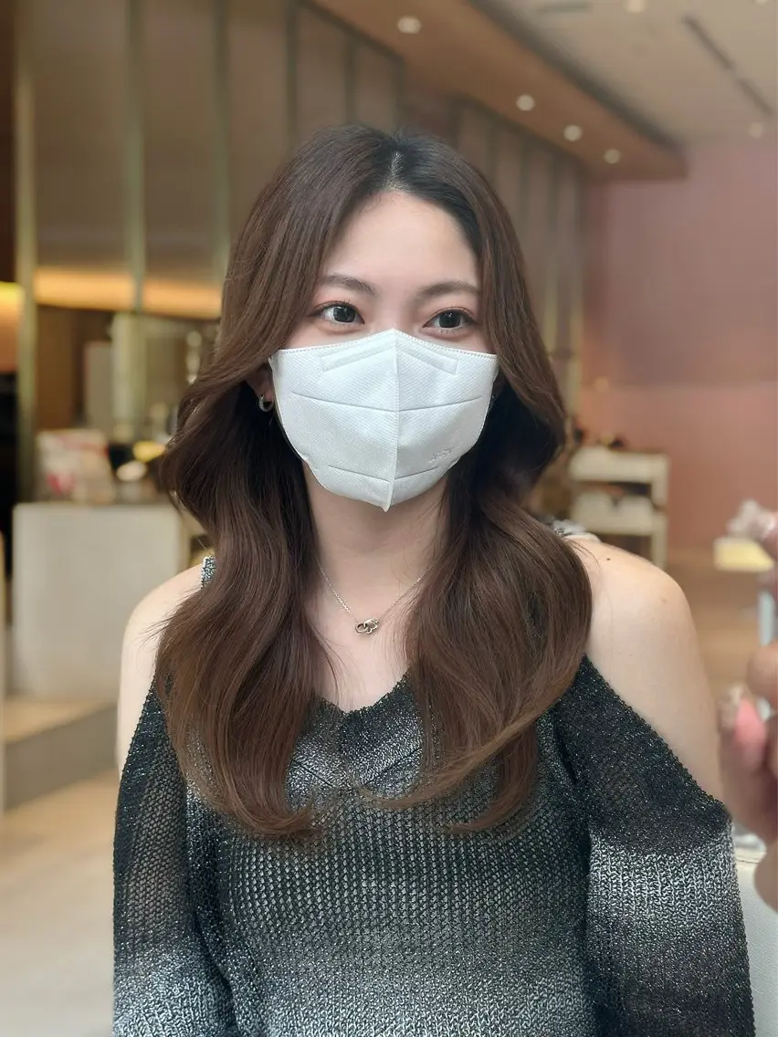 ロング カラー ヘアカラー トリートメント 🍑韓国風レイヤー 🍑莉子のヘアスタイル
