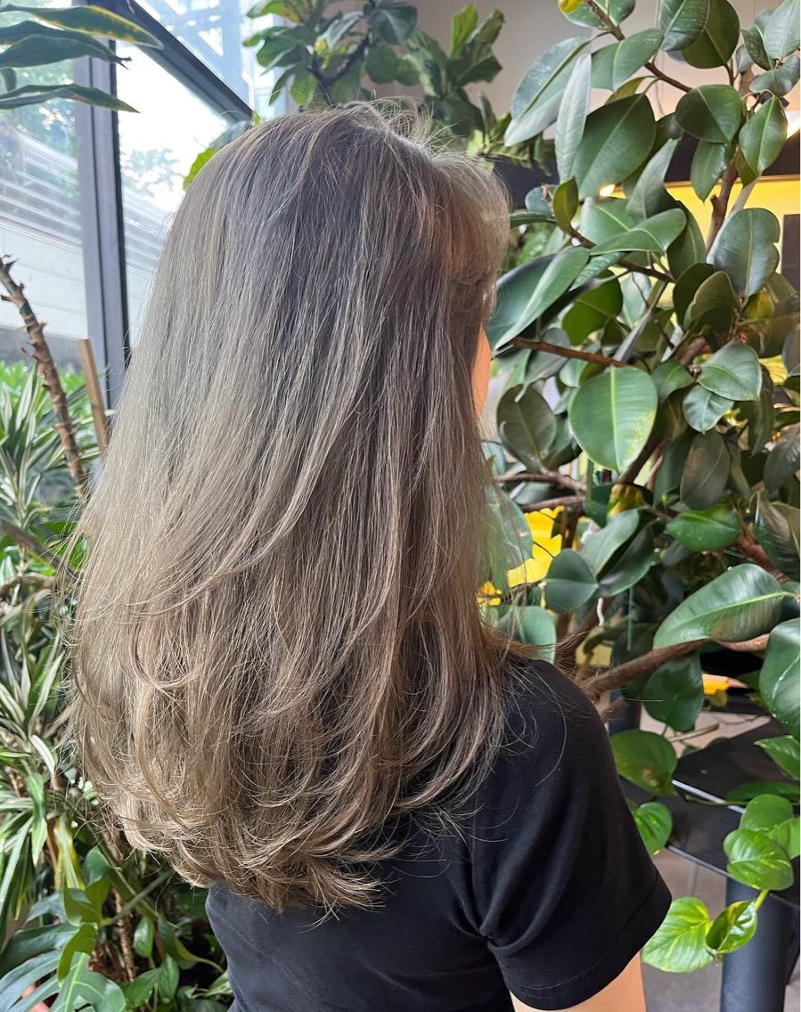 セミロング カラー グレージュ ミルクティーグレージュ ヘアカラー トリートメント GAKU【メンズ カット/パーマ】のヘアスタイル