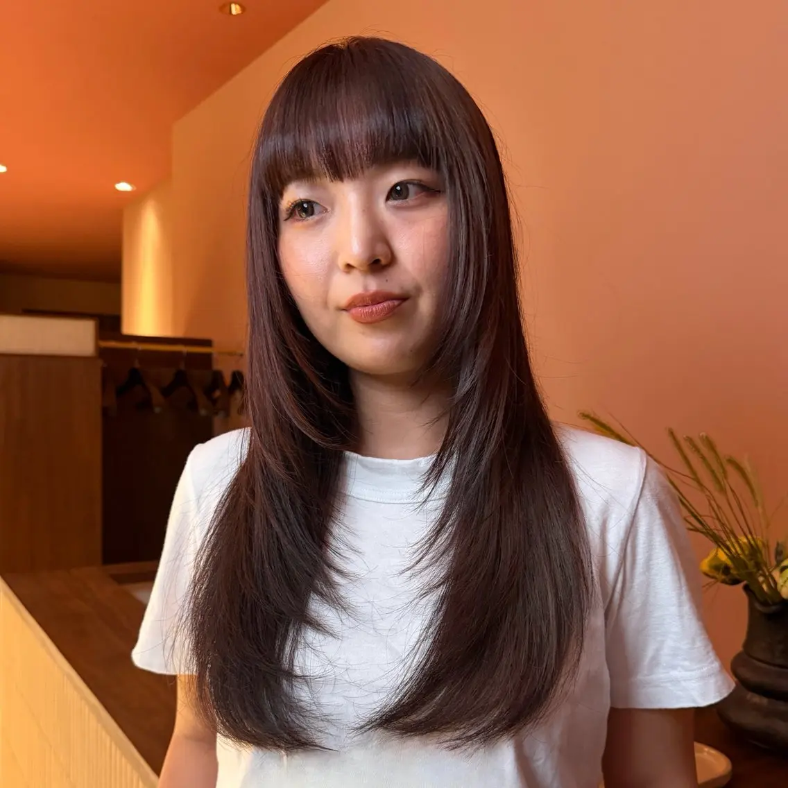 セミロング カラー レッドカラー 草別 宗平のヘアスタイル
