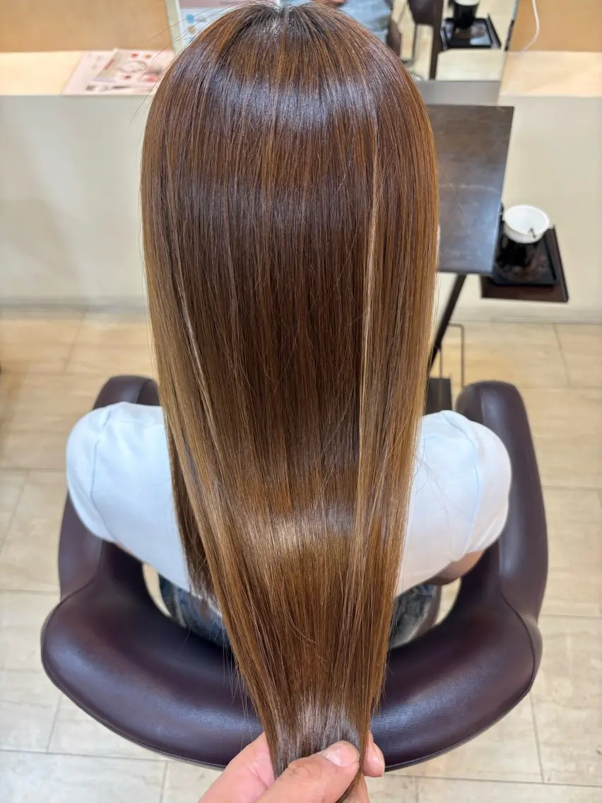 ロング 髪質改善 澤田 大翔のヘアスタイル