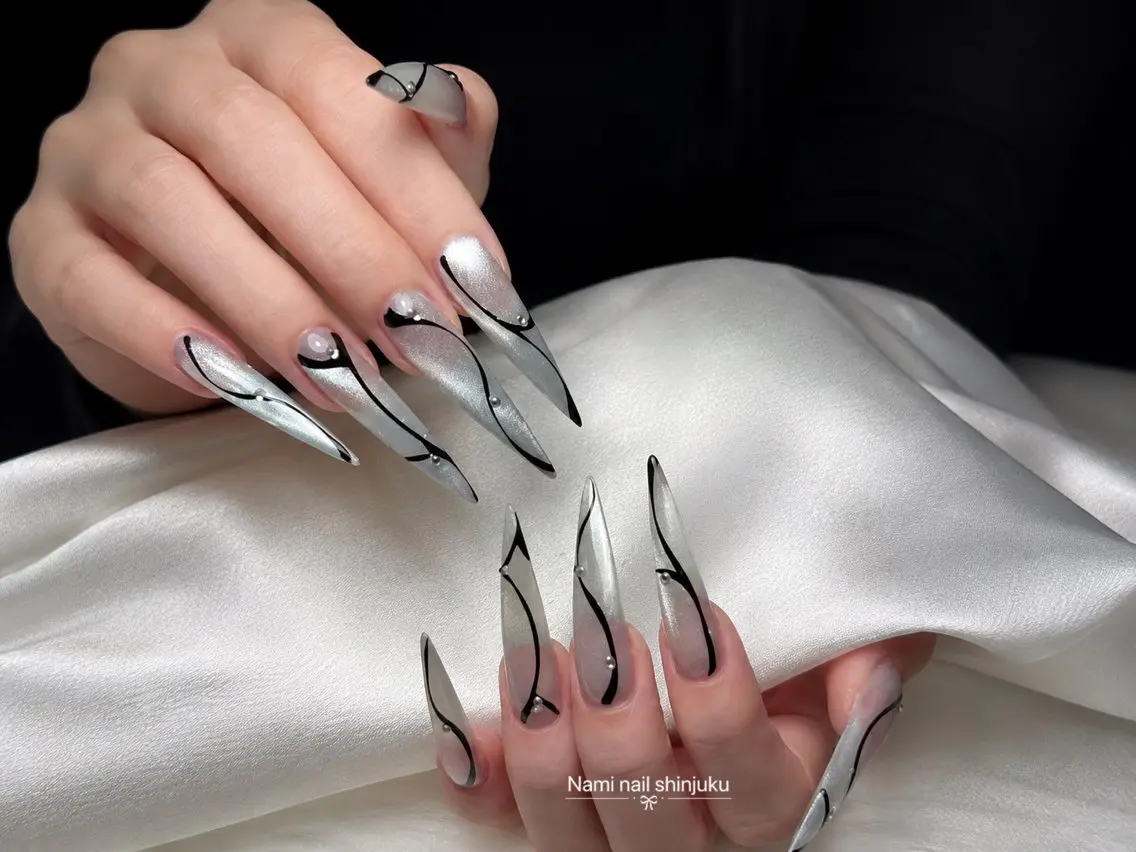 ネイル 長さ出し ガーリー 韓国ネイル ロングネイル 持ち込み ハンドネイル Nami nail salonのネイルデザイン
