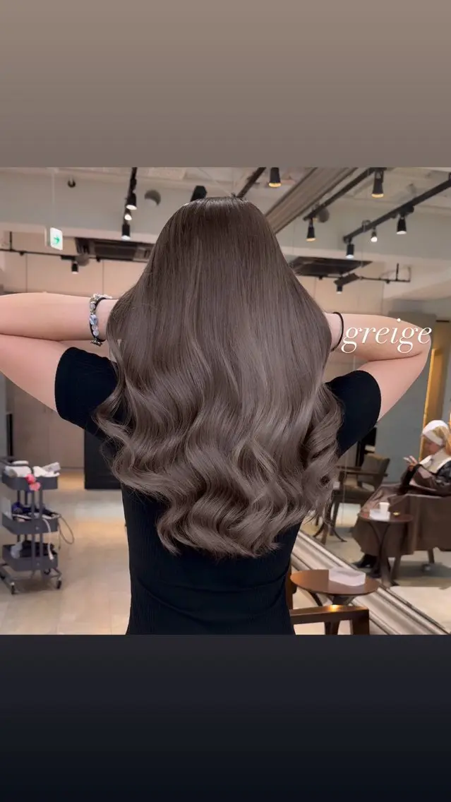 ロング カラー カット ヘアカラー トリートメント ヘアセット 💜ハイトーン💛 マジカルかいちゃんのヘアスタイル