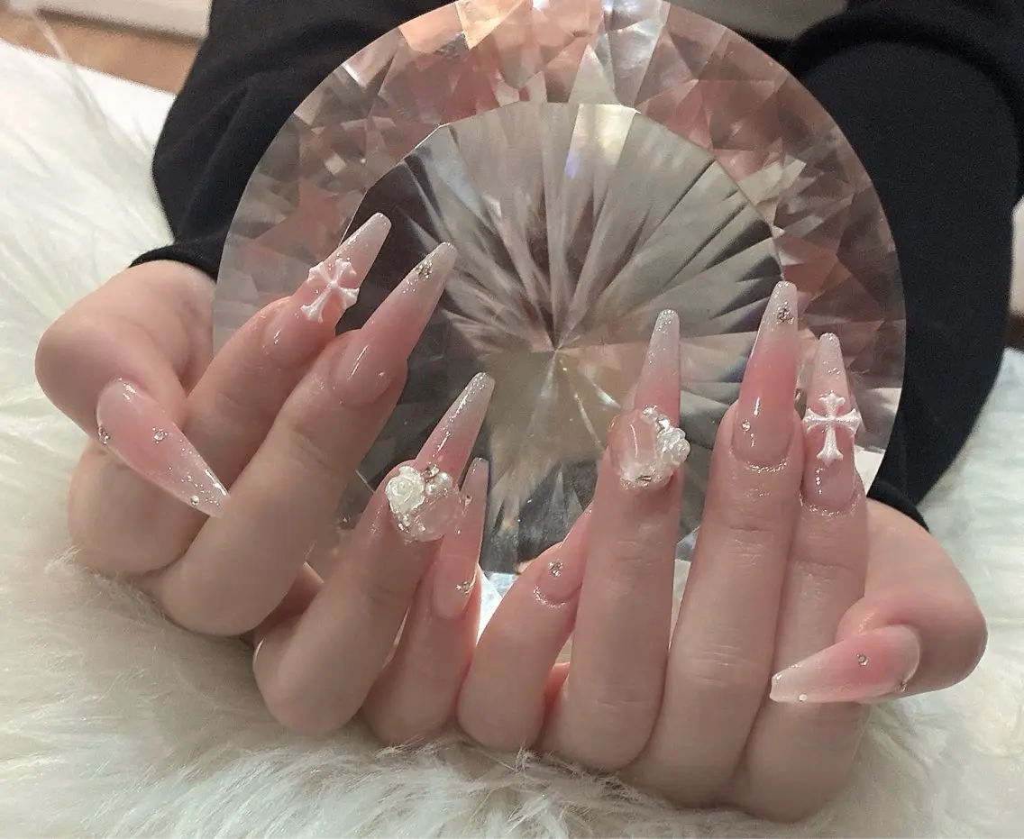 ネイル ハンドネイル LoaChaton kaeのネイルデザイン