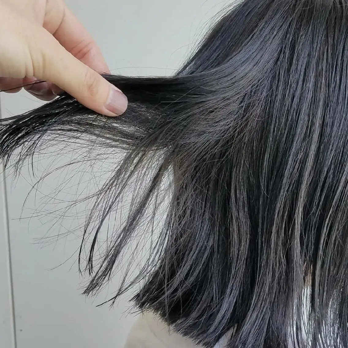ミディアム カラー ヘアアレンジ パーマ マツエク・マツパ ブルーカラー ブルージュ iplus　眉毛と まつげパーマ専門店のマツエク・マツパデザイン