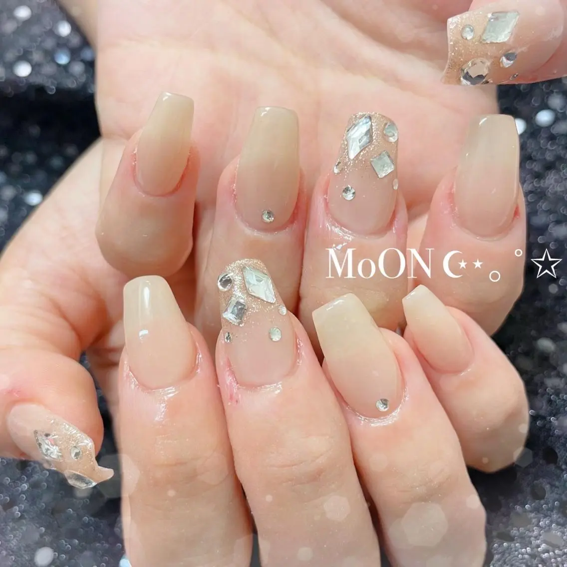 ネイル ハンドネイル ハンドケア MoON...❤︎ MeGuのネイルデザイン