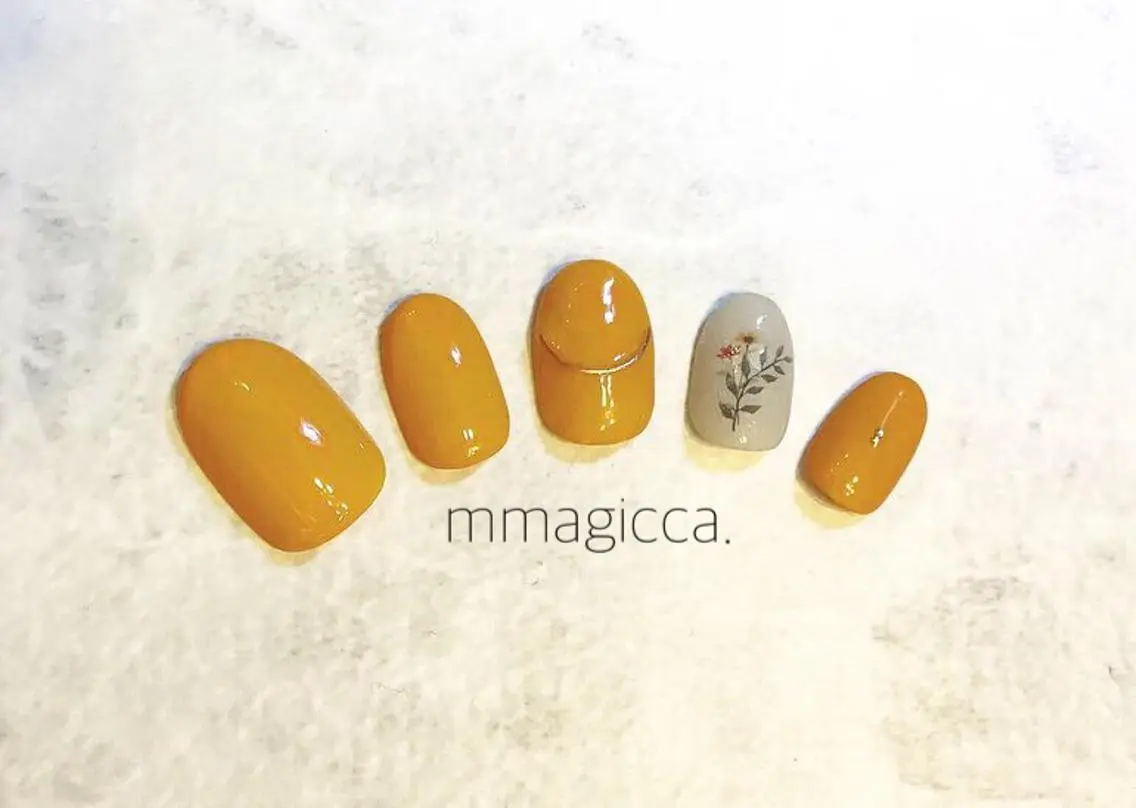 ネイル ジェルネイル mmagicca. 【 まじか. 】のネイルデザイン