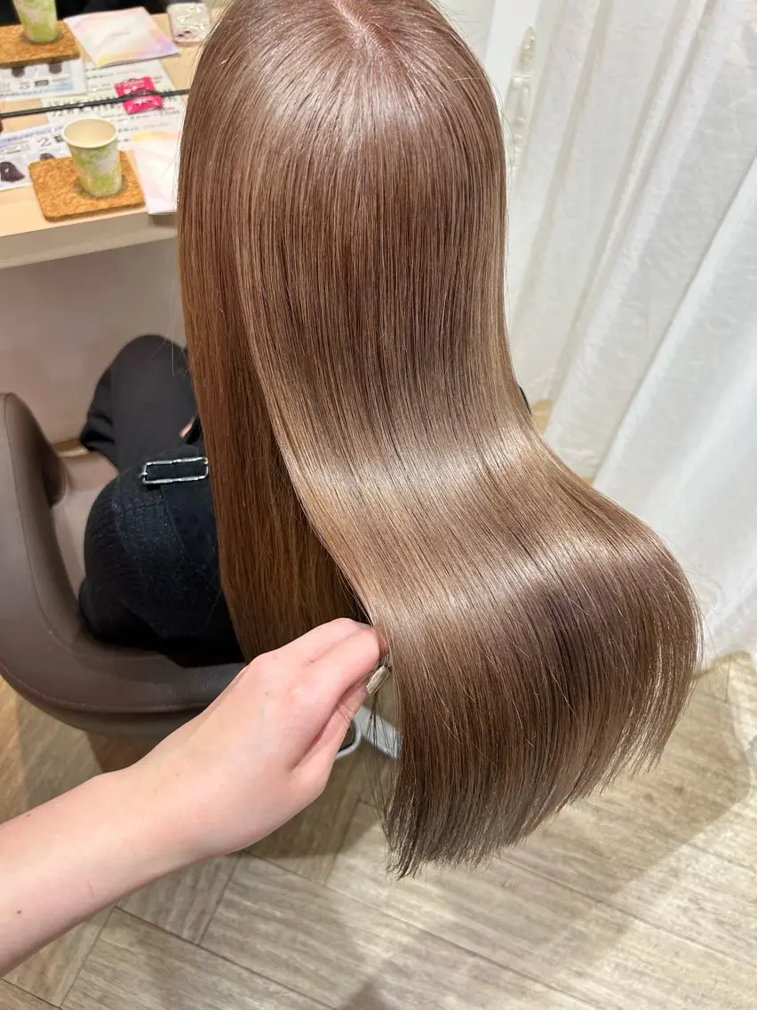 ロング カラー カット ヘアカラー トリートメント 砂野 真璃奈のヘアスタイル