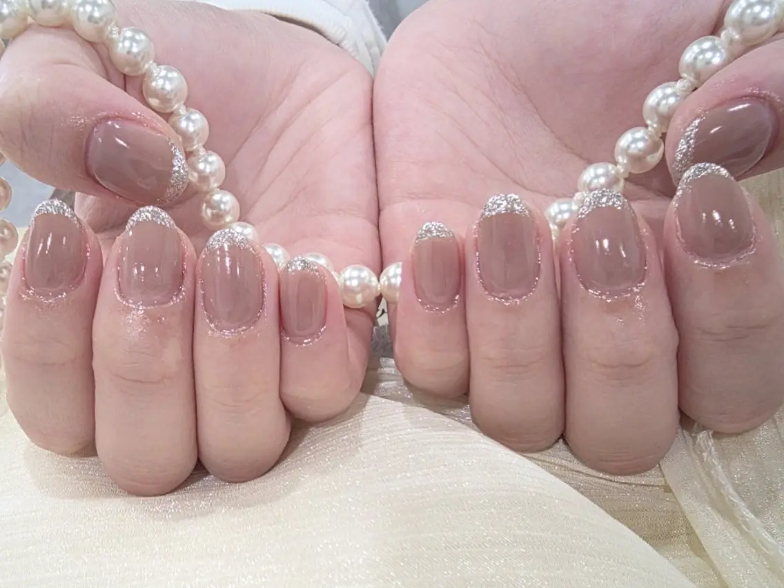 ネイル ハンドネイル VELORA AIMI のネイルデザイン
