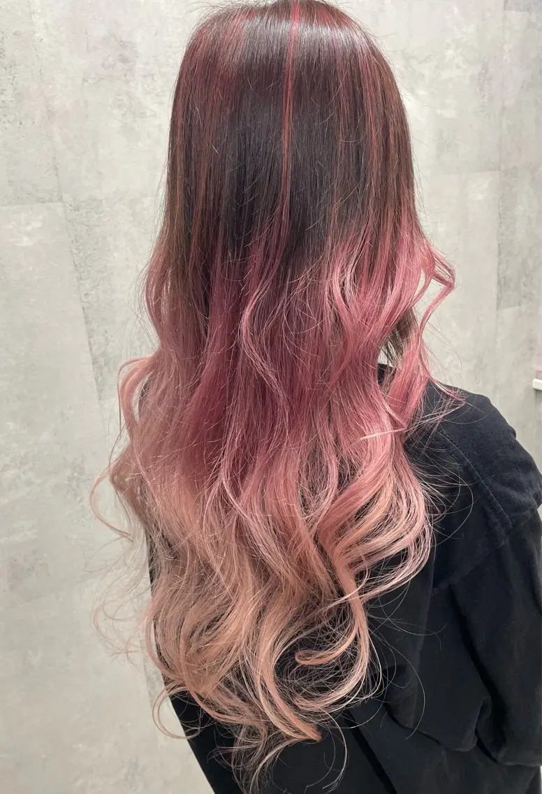 ロング カラー グラデーションカラー Mirai🎧 モデル募集中💌のヘアスタイル