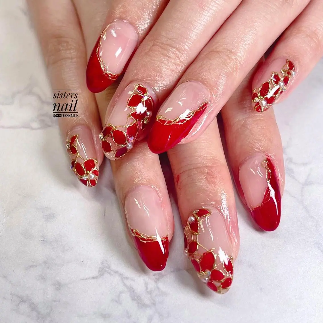 ネイル アートネイル フラワーネイル フレンチネイル ミラーネイル 赤色 sisters nail.fのネイルデザイン
