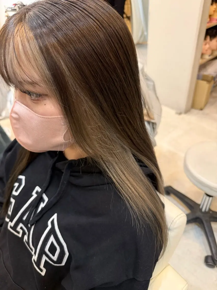カラー デザインカラー インナーカラー ヘアカラー レディースモデル募集 角快利のヘアスタイル