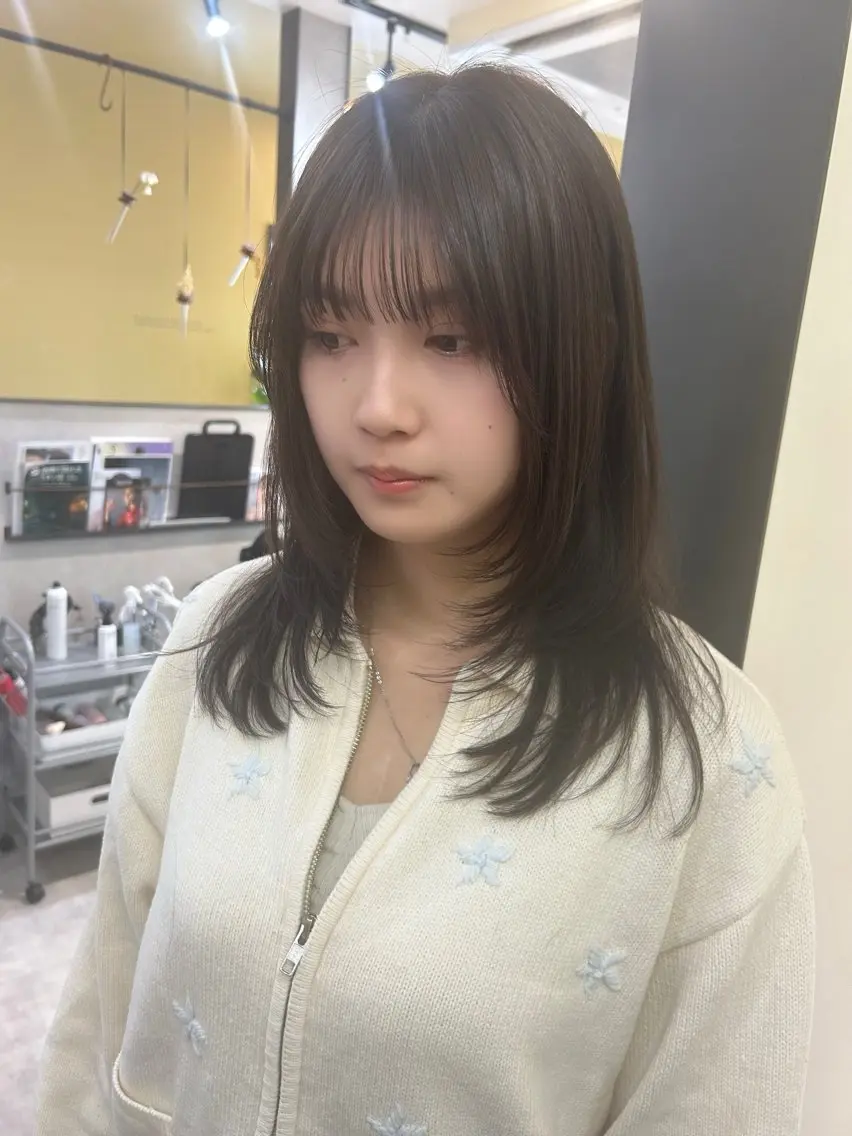 ロング カラー ハッシュカット レイヤーカット hubhair レイヤー/透明感のヘアスタイル