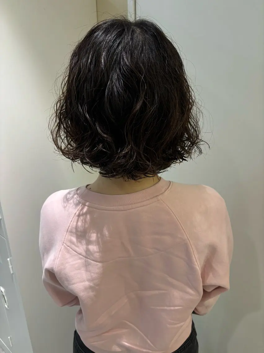 ショート パーマ ヘアアレンジ 💟似合わせカットカ ラーMizuki🐕のヘアスタイル
