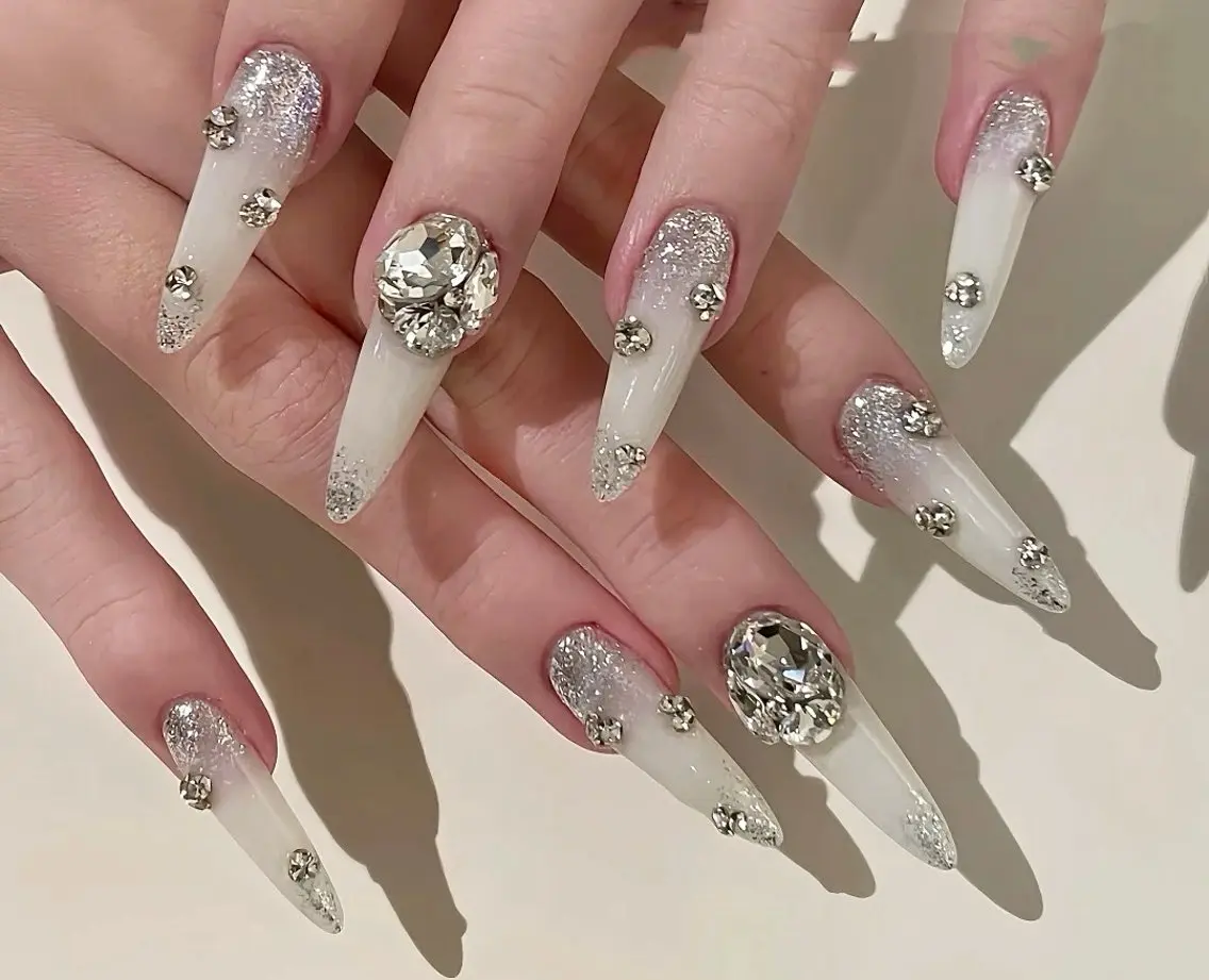 ネイル ハンドネイル LU LU NailSalonのネイルデザイン
