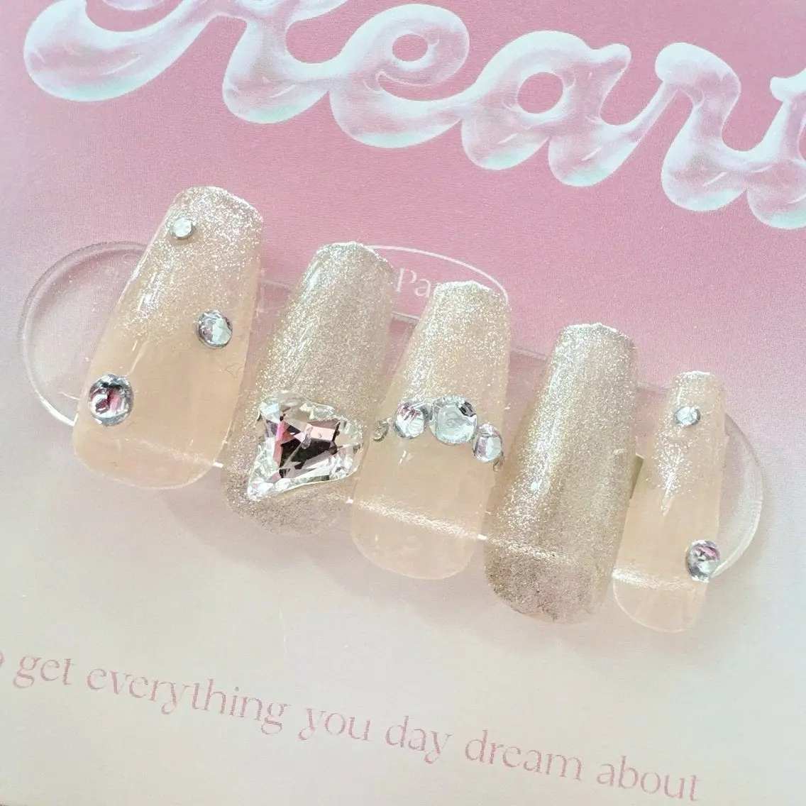ネイル ハンドネイル MignonReve ♡EIMI🌈のネイルデザイン