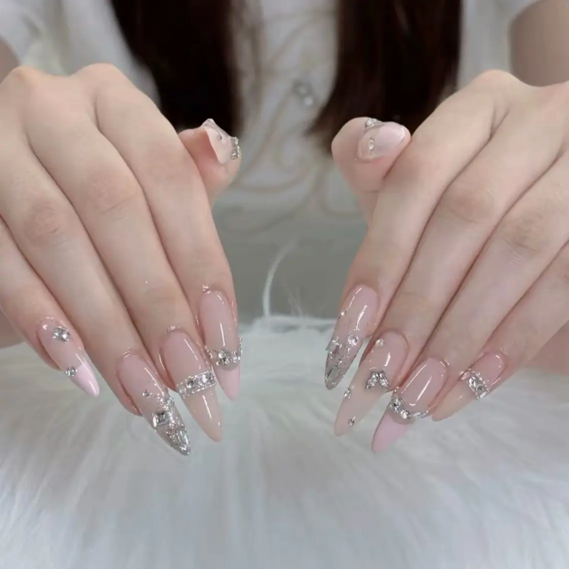 ネイル ハンドネイル Luna Gladeのネイルデザイン