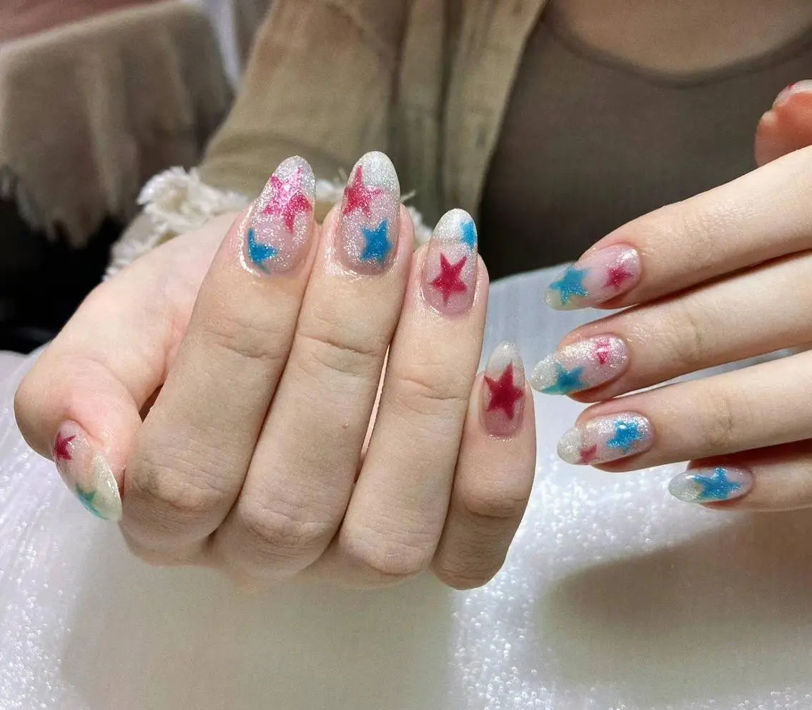 ネイル VIVIAN エイのネイルデザイン