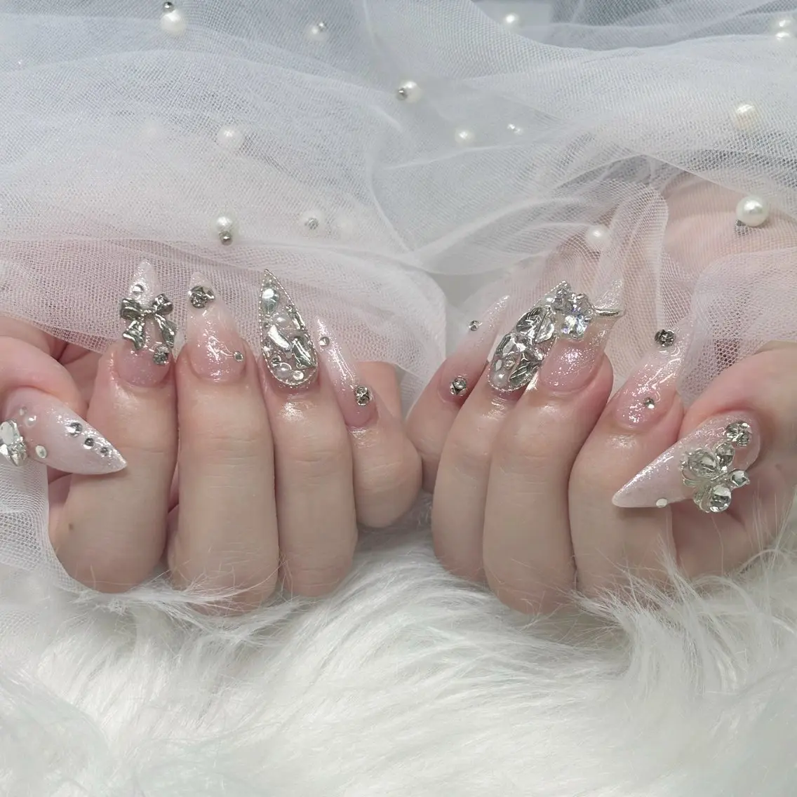 ネイル 韓国ネイル マグネットネイル 持ち込み ハンドネイル Mimi Nail_Royalのネイルデザイン