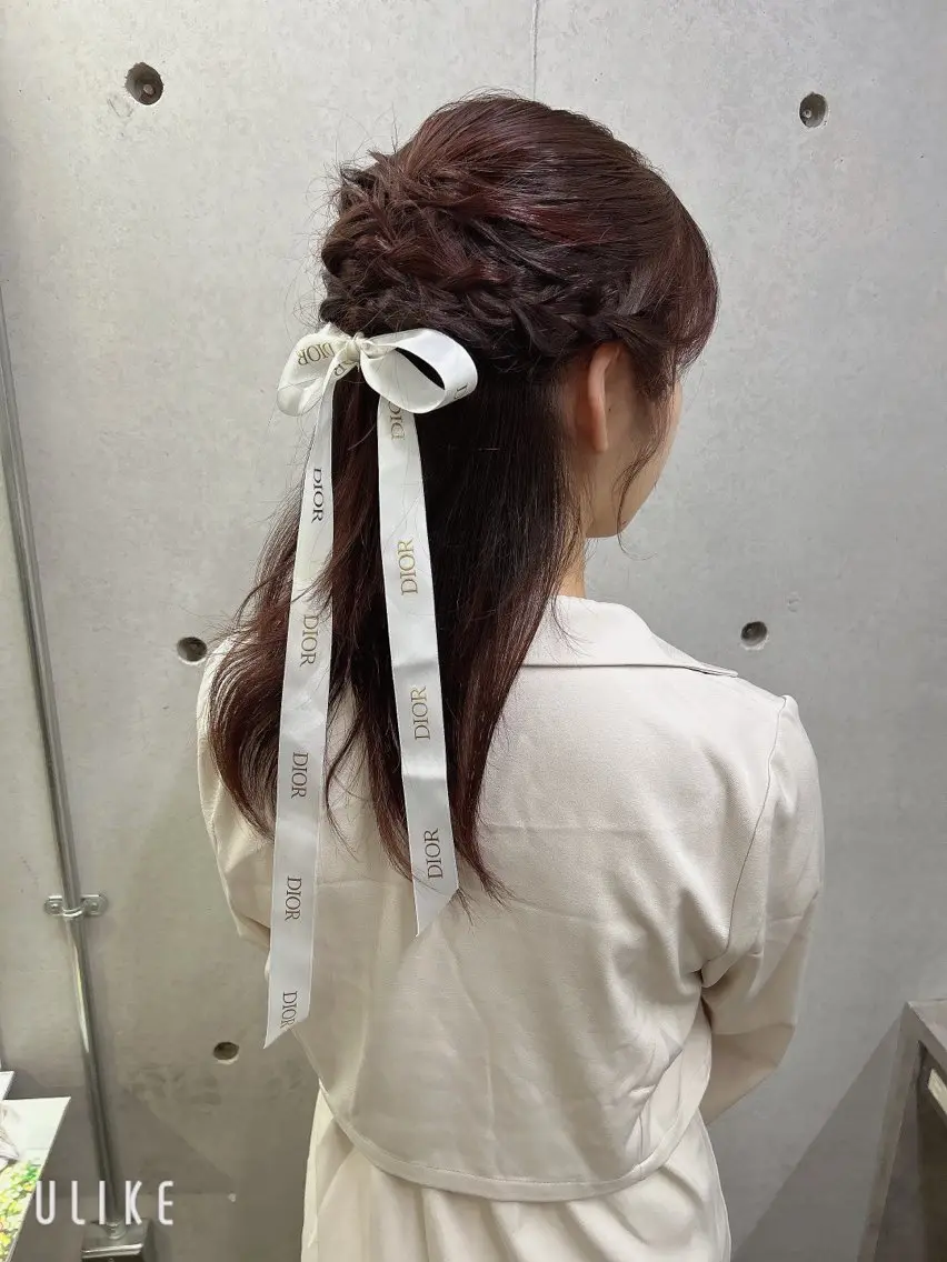 セミロング ブリーチ🐰インナー ♡ハイライト♡綾🐰のヘアスタイル