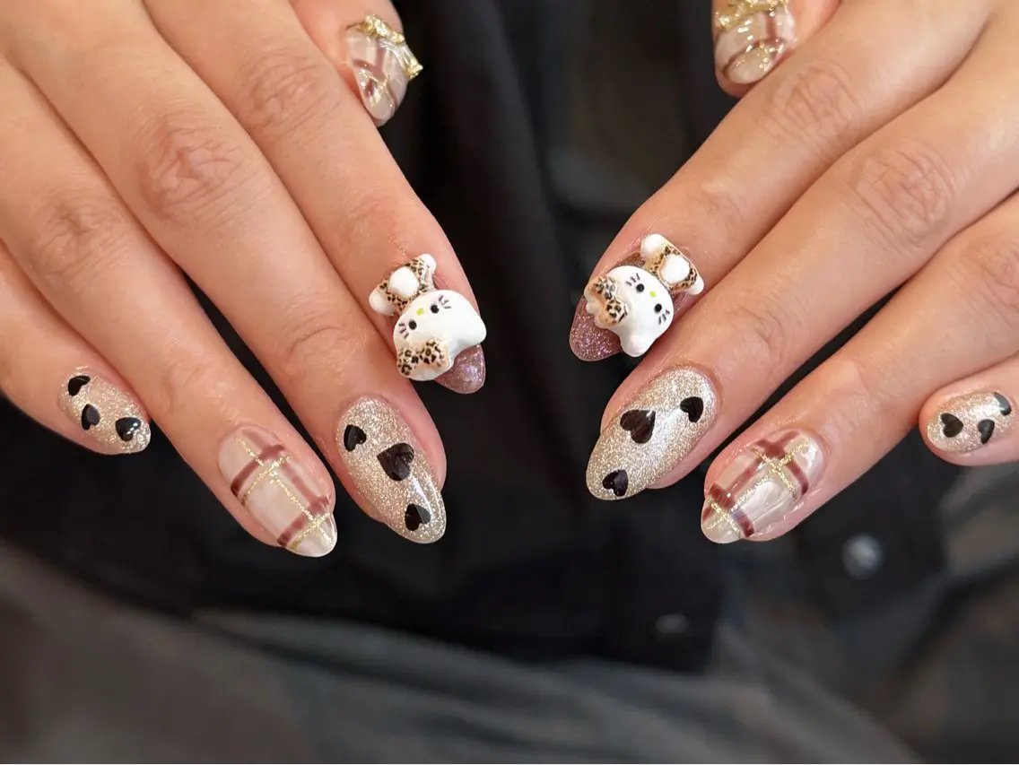 ネイル オーロラネイル 長さ出し フレンチネイル ジェルネイル ガラスフレンチ ハンドネイル Rela・S NAILのネイルデザイン