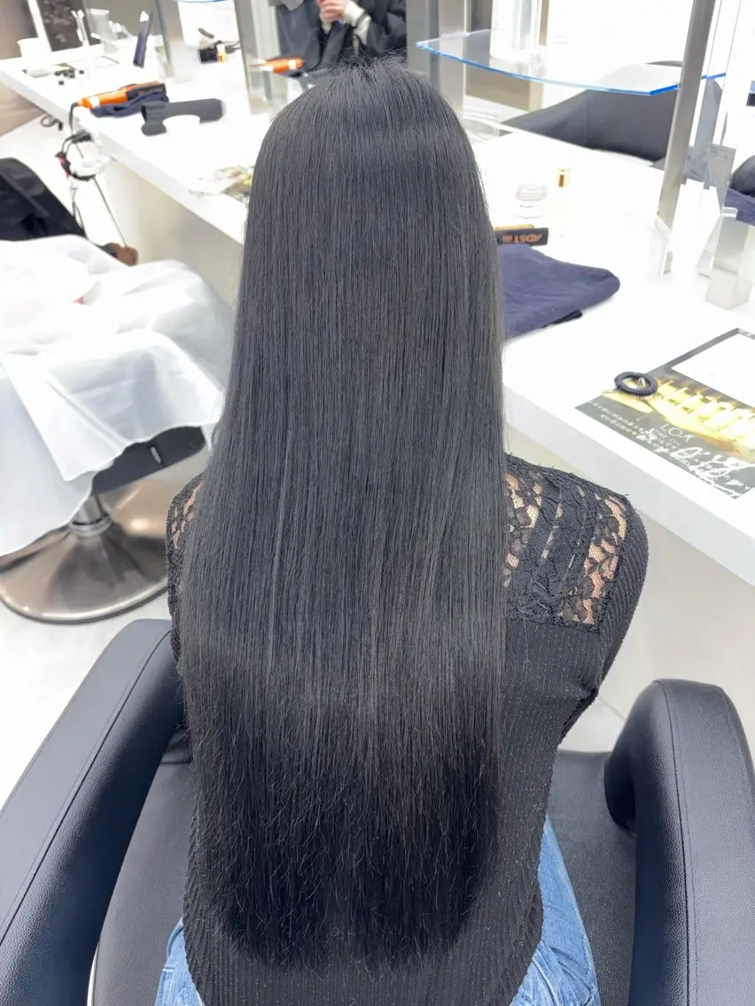 ロング カラー 藍斗│モテ透明感× 顔周りレイヤー🫧のヘアスタイル