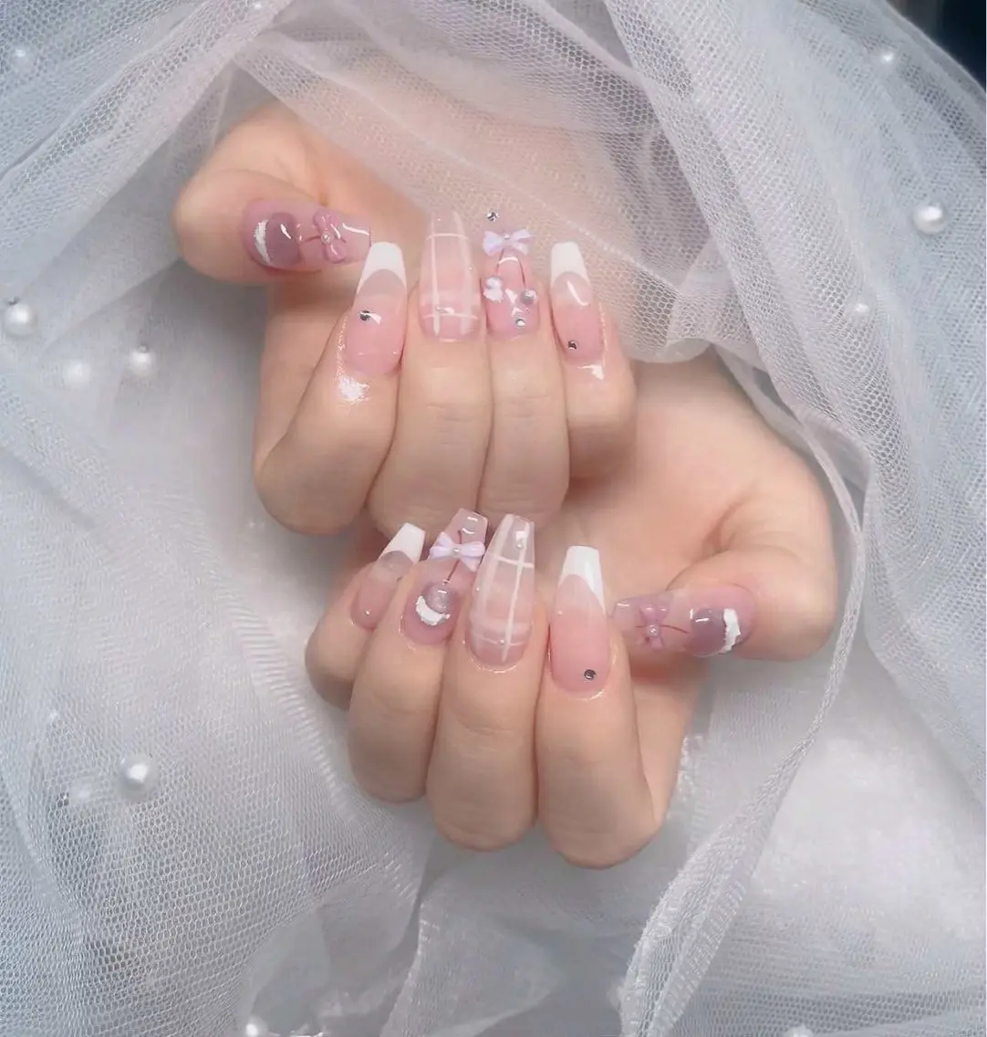 カラー RUBY NAIL& BEAUTY SPAのネイルデザイン