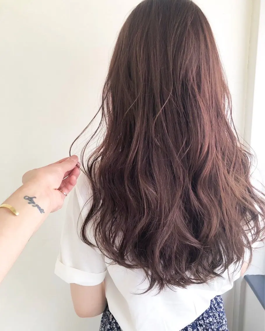 ロング 艶感カラー🫧‪三浦 衣織のヘアスタイル