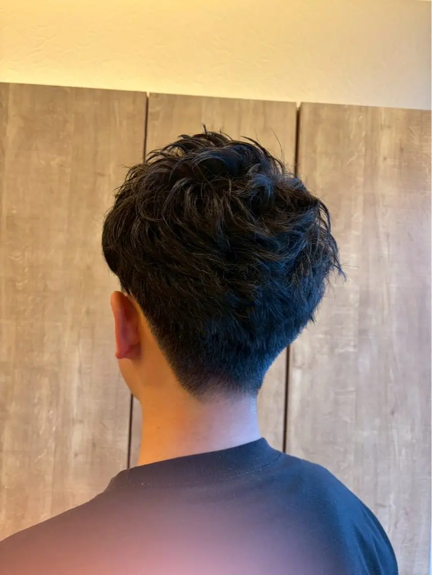 大学生メンズカット＋ニュアンスパーマ¥2750-の写真