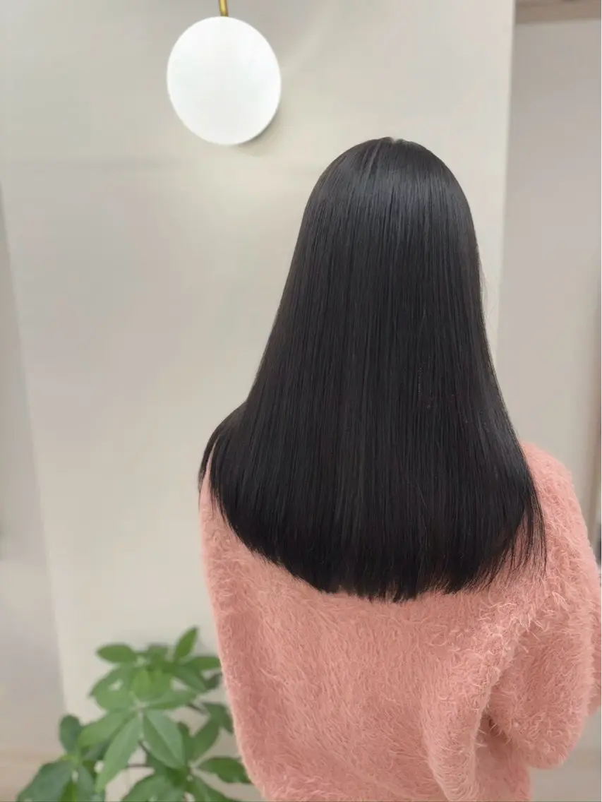 セミロング カラー カット ヘアカラー トリートメント rina🤍 似合わせ透け感カラーのヘアスタイル