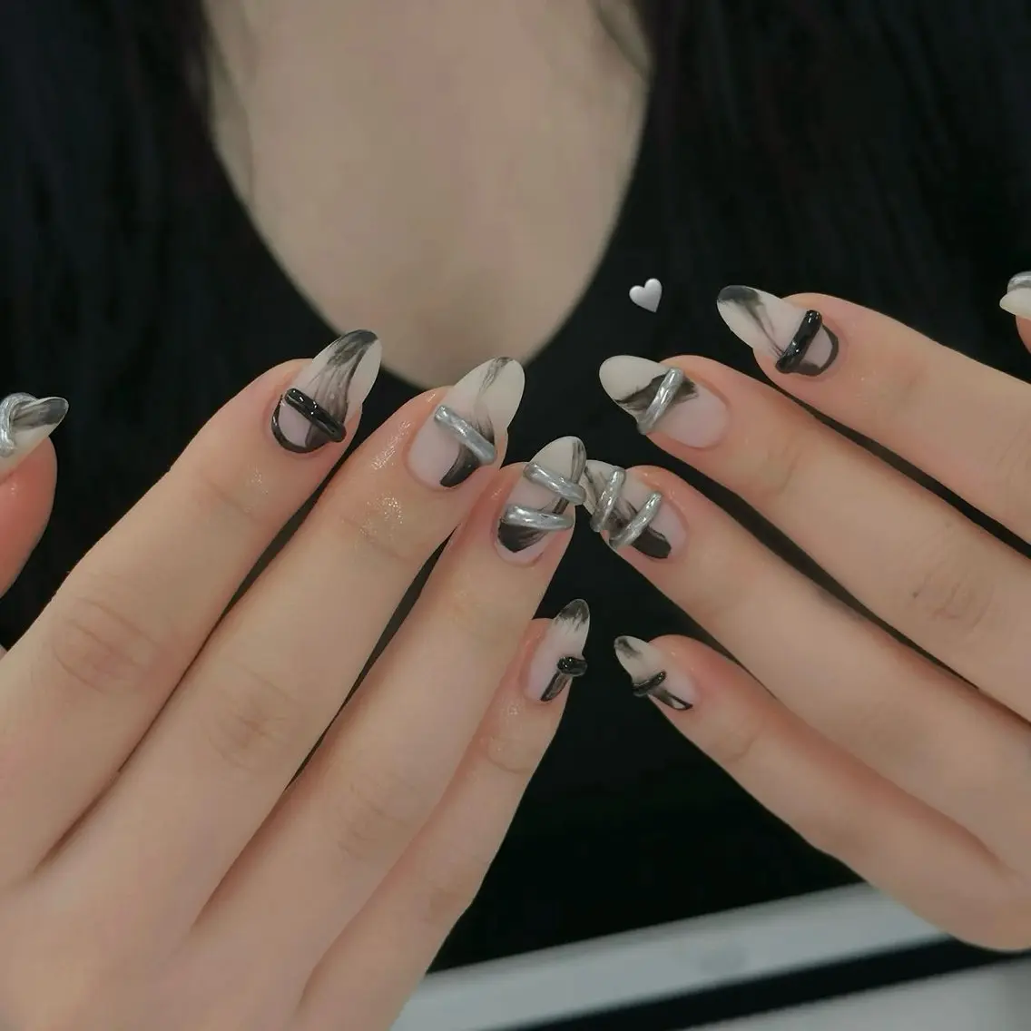 ネイル ハンドネイル LANA NAILのネイルデザイン