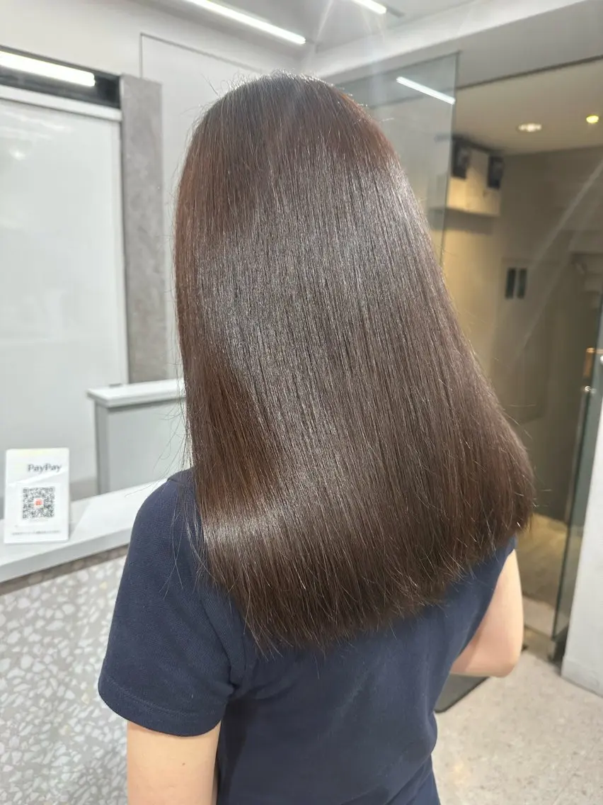 セミロング 🖤🤍石川 アイリ🤍🖤のヘアスタイル