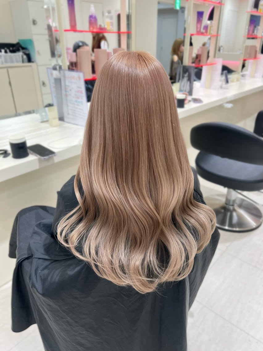 ロング カラー ヘアアレンジ ヘアカラー 韓国レイヤー&ピンク 艶髪🩶maikoのヘアスタイル