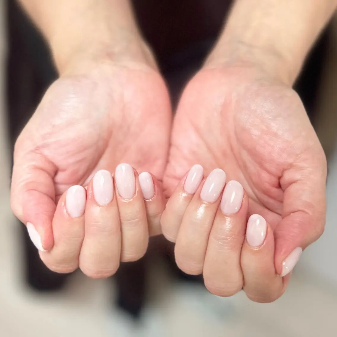 ネイル アートネイル オーロラネイル チークネイル フレンチネイル ガラスフレンチ ハンドネイル 🎀YooLi Nail salonのネイルデザイン