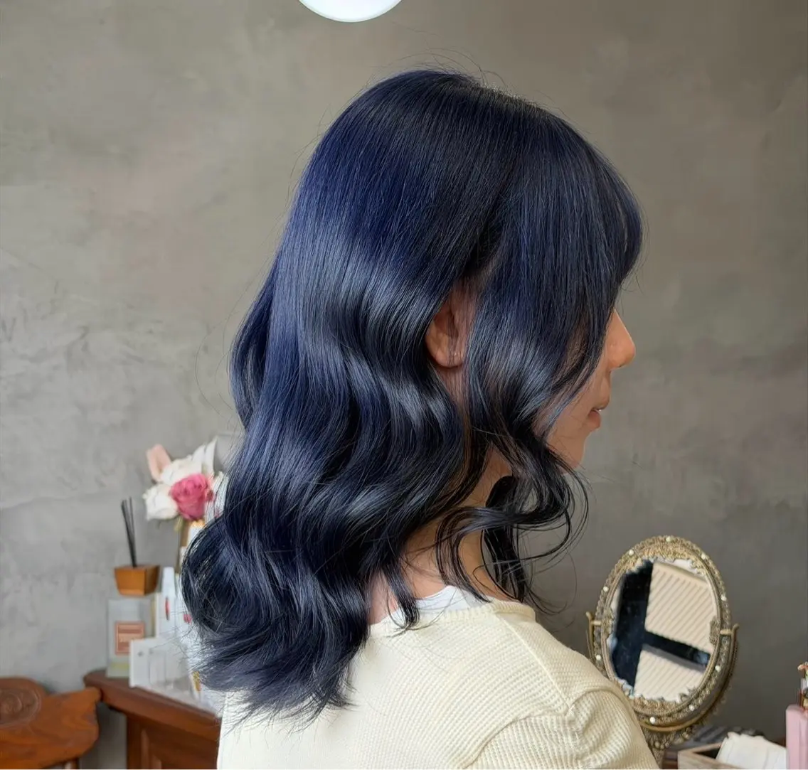 ロング ヘアカラー 前畑 きりあのヘアスタイル
