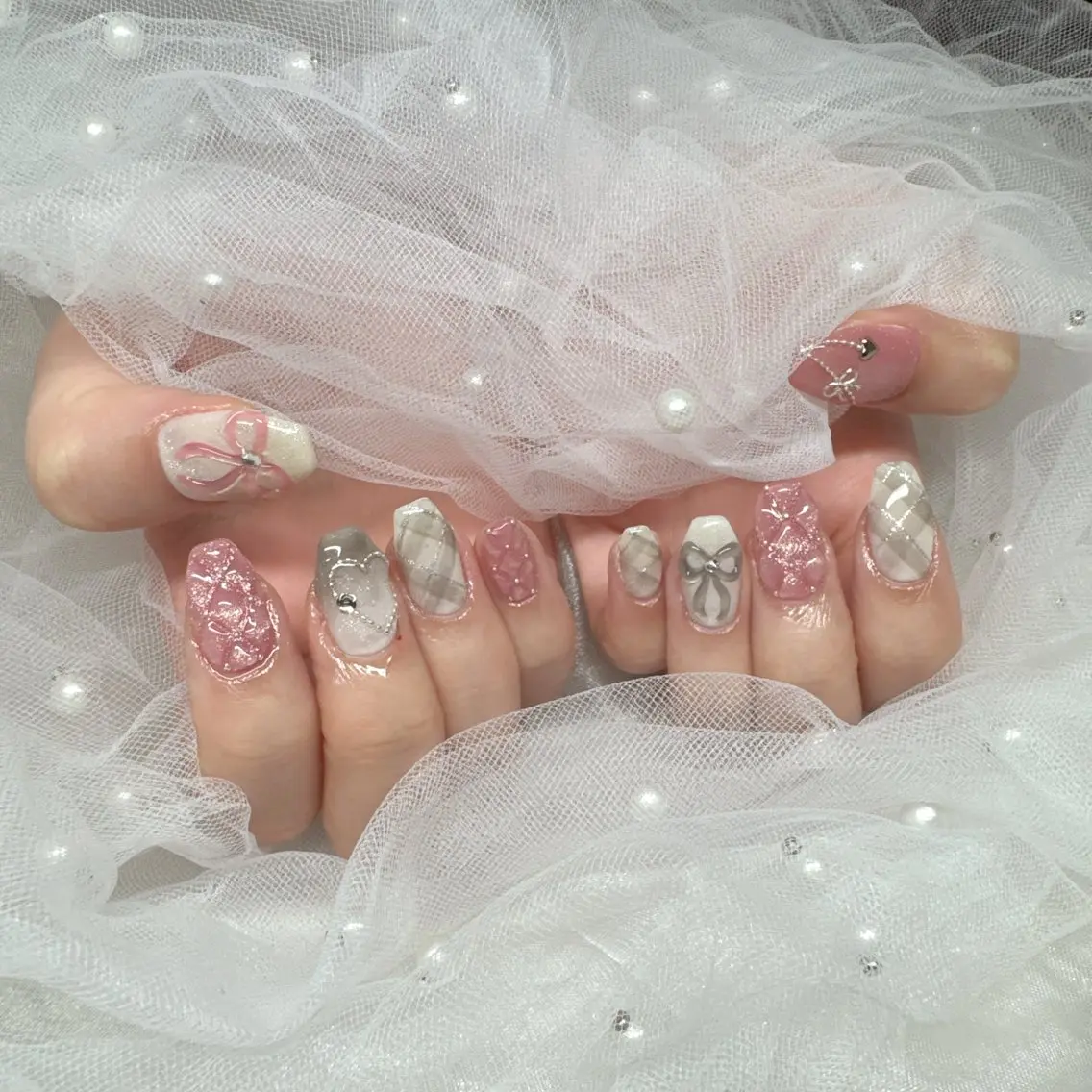 ネイル ハンドネイル ☁️BLITZ 🎀笠原雪音🎀のネイルデザイン