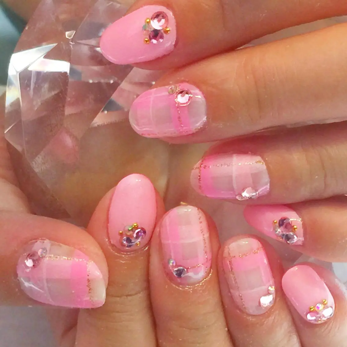 ネイル ピンク YUN 💅のネイルデザイン