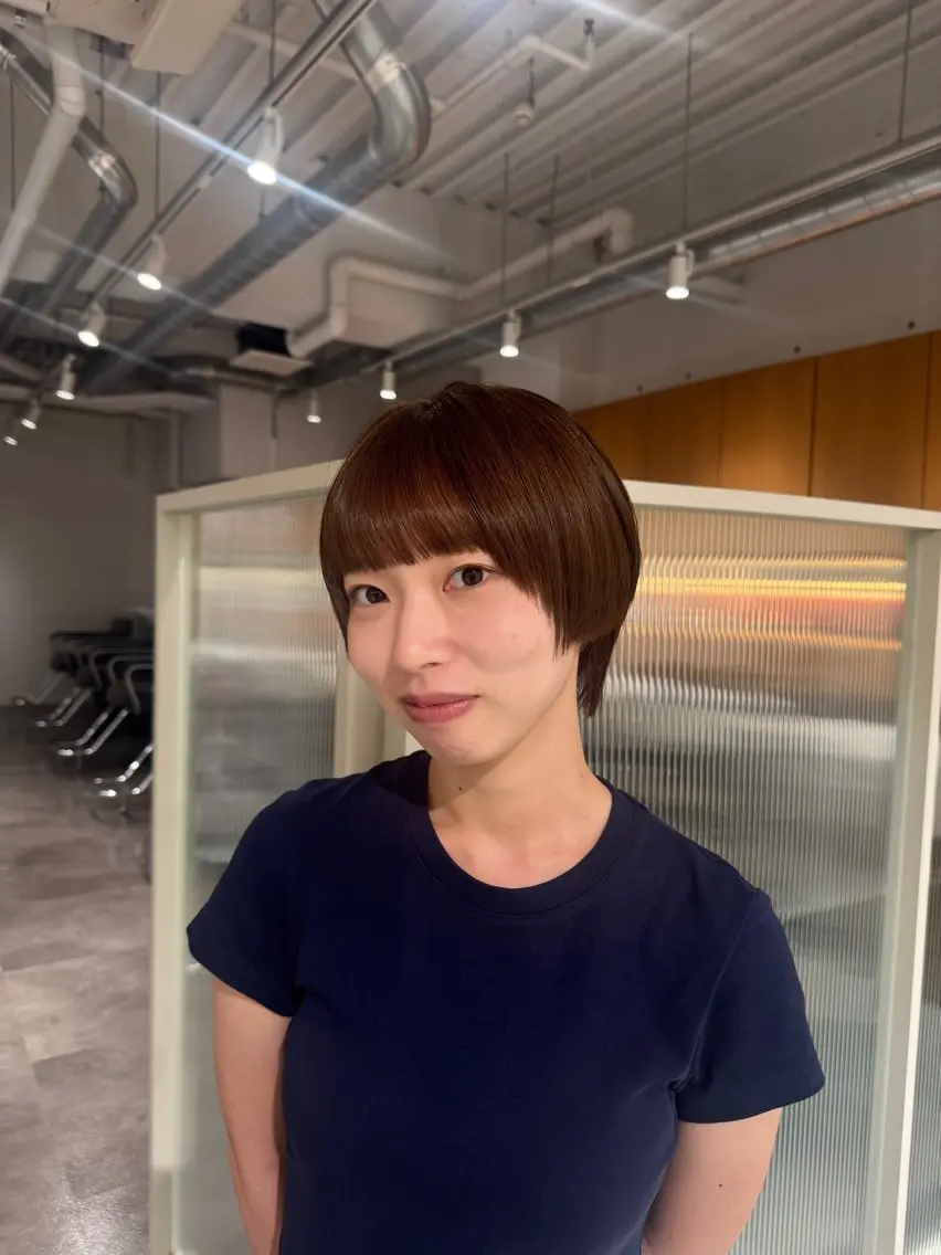 ショート 顔周りカット レイヤーカット ショートヘア ウルフカット カット 🐰カットモデル募集 🐰大場杏里🐰のヘアスタイル