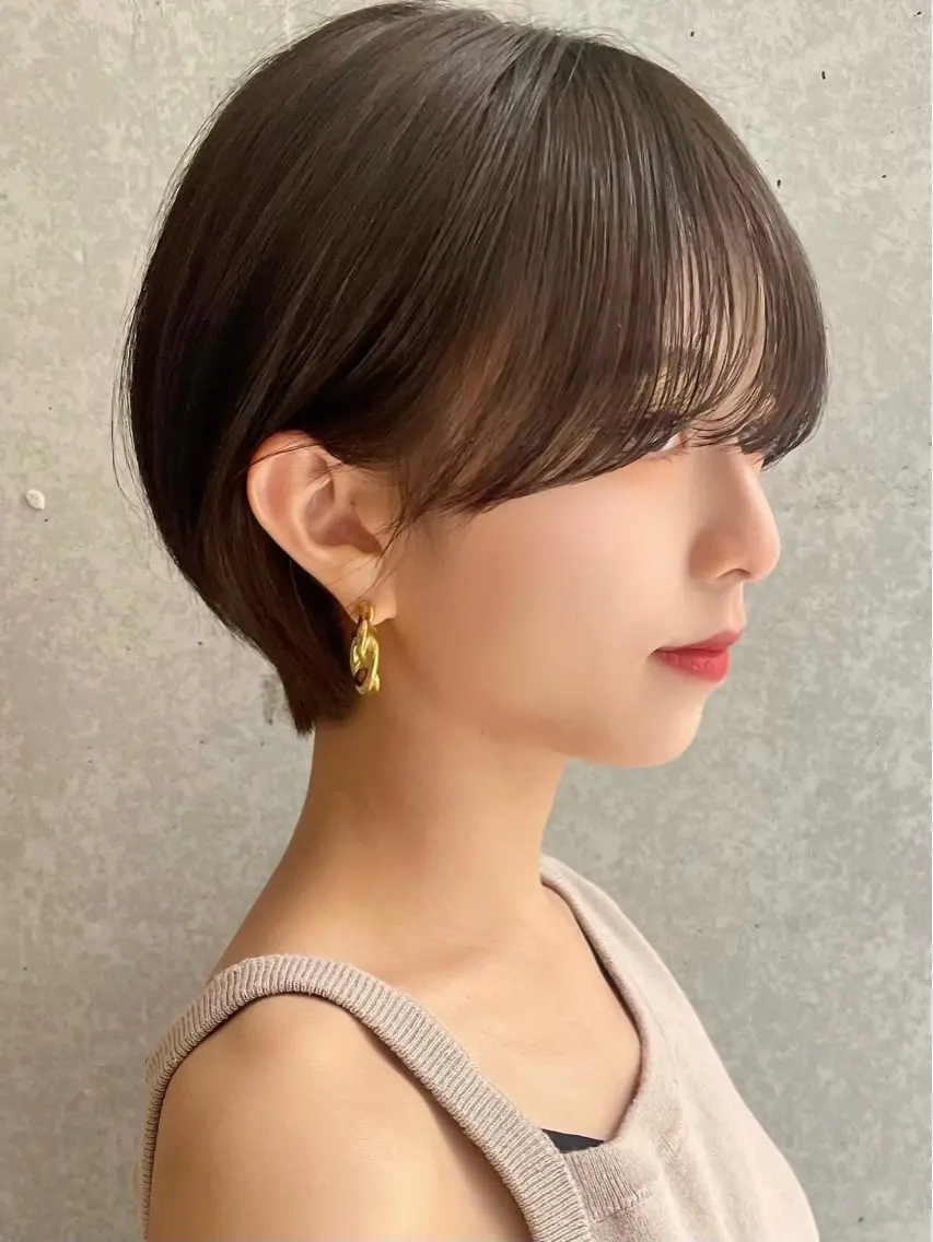 ショート カット 三鷹で1番ショート ボブをカットする新谷のヘアスタイル