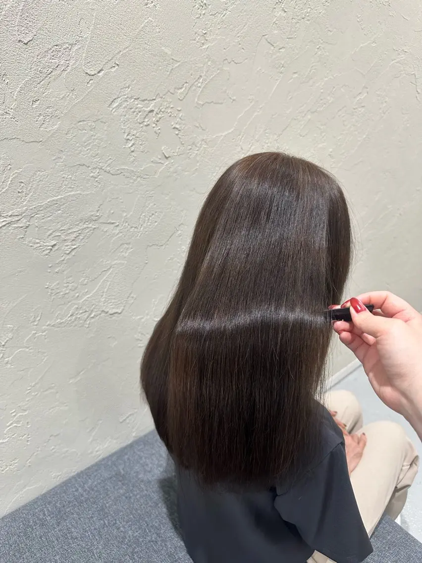 セミロング カラー ヘアカラー トリートメント 【髪質改善】 夏目結以のヘアスタイル